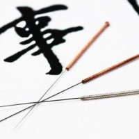 Akupunktur hjælper på uhelbredelig øjensygdom